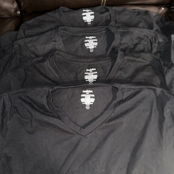 Goodfellow (Target) v-neck tees - Picture 1 of 1